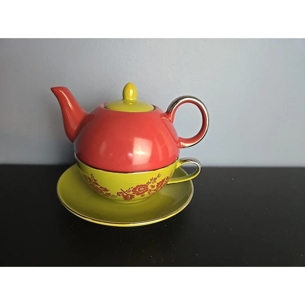 Teapot For One with‎ Tea Cup and Saucer Red Green Flowers
